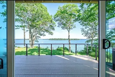 Image de Modern Oceanfront Luxury Retreat In Freeport, 4-bed, 5-baths, 4500 Sq Ft