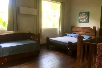 Image de Chalet just steps from the sands of Itamambuca