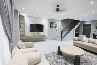 Image de Premium 2-Bedroom Townhome in Kumasi– Modern, Secure & Fully Furnished