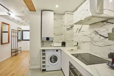 Image de Appartement spacieux au cœur de Paris Montmartre