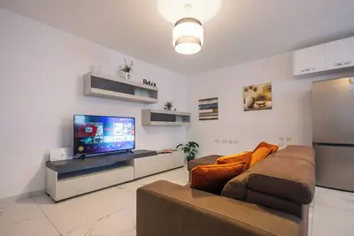Image de Spacious Modern 3-Bedroom Apartment in Sliema, 2-Min Walk to Seafront & Ferry