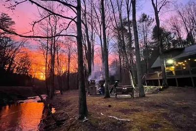 Image de Tranquil Cabin w/ Private Hot Tub & Stream Access
