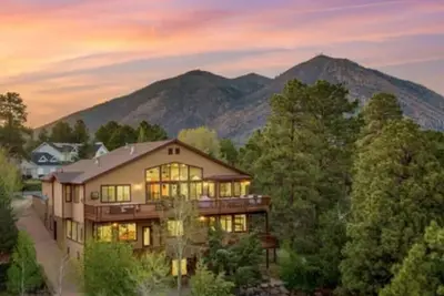 Image de 7br Ski & Golf Course Retreat with Hot Tub