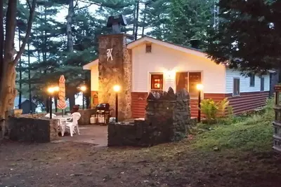 Image de Ti-De Oaks | Waterfront Cottage on Opinicon Lake