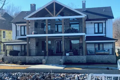 Image de Spacious 6-bedroom 4. 5 Bath home in peaceful Cherokee Al with Breathtaking views