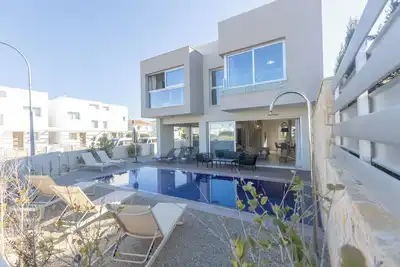 Image de Villa bleue mythique de Protaras Mb3