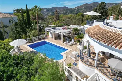 Image de Villa Pomona - Cinq Chambres Villa, Couchages 10