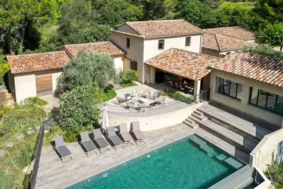 Image de Mas de Solence : un lieu exceptionnel pour un séjour de rêve