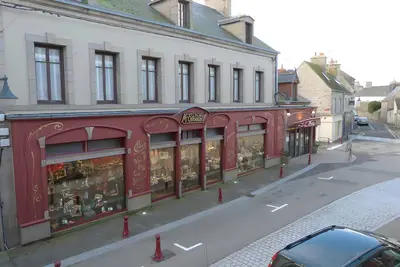 Image de Maison les mouettes, maison de pêcheur en ville