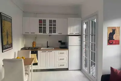 Image de Peaceful 1-bedroom apartment with Ac in vibrant Beyoğlu