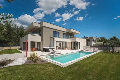 Image de Charmante maison à Funtana avec piscine privée, utilisable à l'intérieur.