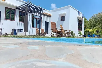 Image de The Island at BofA Cozy 1br Kilifi Villa • Pool • Fast Wi-Fi • Ac