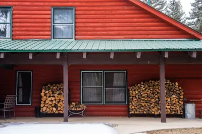 Image de Bear Creek Mountain Lodge: 19 Guests, close to Telluride and so much more!