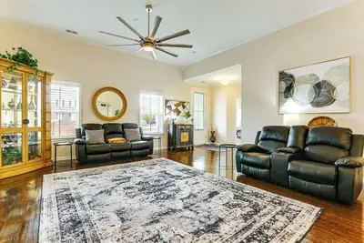 Image de Community Pool! Family-Friendly Savannah Retreat