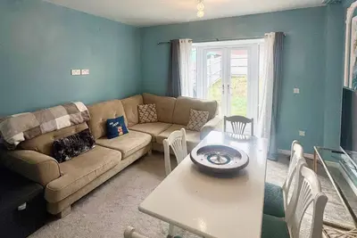 Image de Stylish and Comfortable 3bdr Home