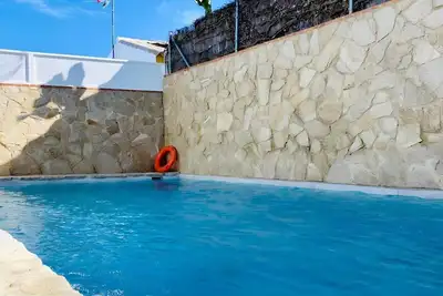 Image de Villa spacieuse avec piscine privée