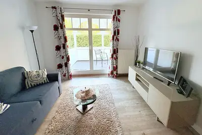 Image de Strandresidenz vacation apartment 2 - Dog-friendly vacation apartment with balcony
