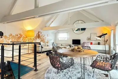 Image de Maison Cathédrale - Ancien atelier d'artiste.