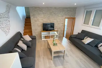 Image de La Casita de La Pared: Ideal house for families, with game room.