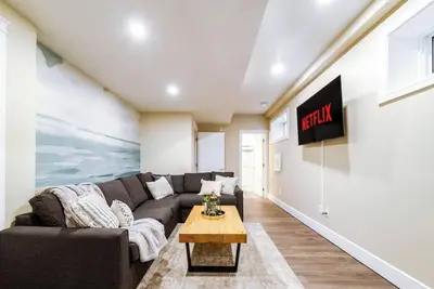 Image de Sanctuary Suite - KingBed - Wifi - Near Wem/Rogers