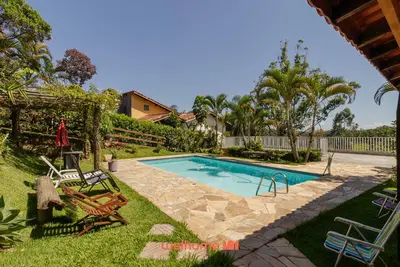 Image de Casa em Igaratá com Acesso ao Lago e Piscina