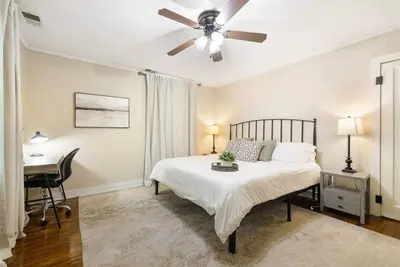 Image de Condo in Historic Lowertown - walk to restaurants