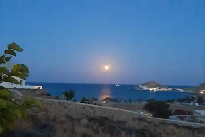 Image de Appartement 2 chambres avec vue mer, Wi-Fi et climatisation