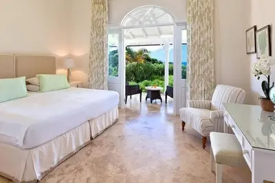 Image de Luxury 4br Villa with Pool, Golf & Sea Views