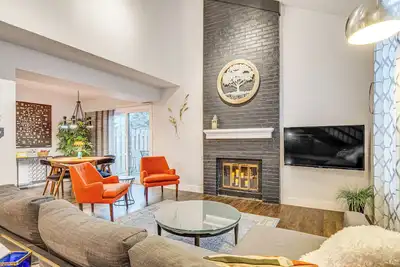 Image de Chic Dtwn Indy Home, Close to Massachusetts Ave