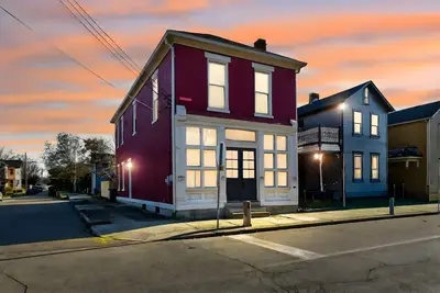 Image de Gorgeous 4-bedroom house w/Ac in the South Park-Oregon district with Game Lounge