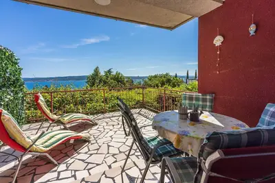 Image de Appartement exceptionnel à seulement 200 mètres de la plage de sable avec parking, chaises longues, vue sur la mer