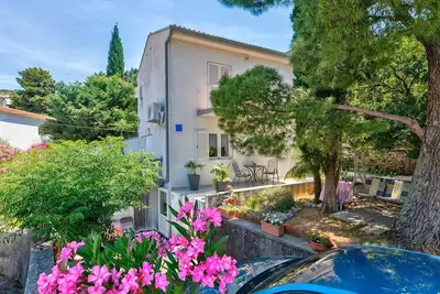 Image de Appartement insolite à seulement 390 mètres de la plage avec vue sur la mer, 3 places de parking, WiFi