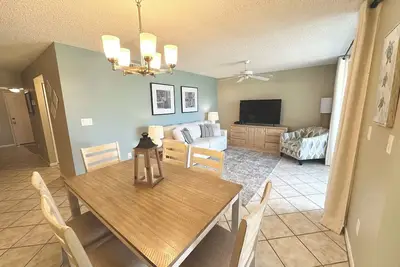 Image de The Seaside Sanctuary - Walk To The Beach and Pool