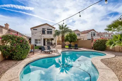 Image de Desert Flower w/ Heated Private Pool, Fire Pit