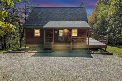 Image de Luxury Secluded Lodge with a View | Hot Tub•Games