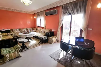 Image de Quiet & Spacious 2br Apartment, Family-Friendly, Parking & Wi-Fi