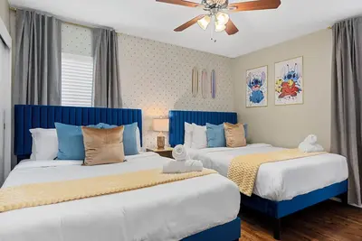 Image de Disney Ohana Villa! Huge Playset, Cozy Movie Room, and Spacious Game Room