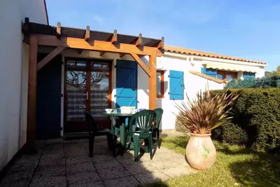Image de Saint Palais sur Mer - Villa Mitoyenne de Vacances dans la résidence Bois Soleil