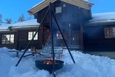 Image de Architects-designed winter cabin at 980masl. Cc ski trails and sledding 20m away