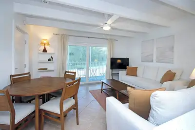 Image de Island Charm 1br Sanibel Condo - Colony Inn 54