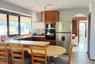 Image de 8 Br Retreat - 2 Full Houses on Property