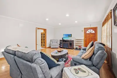 Image de Fireplace Evenings • Smart Tv • Sleeps 7