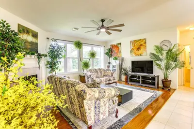 Image de Devonshire in Spring 3br, 2. 5ba home in quiet, peaceful neighborhood