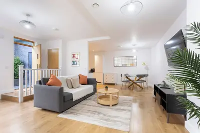 Image de The Albany Sleeps 2 with Wifi