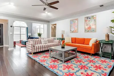 Image de Cozy Nest 5 Bedroom, Hot Tub & Near Fort Benning