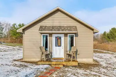 Image de Outdoorsy Delphi Retreat w/ Fishing Pond + Trails