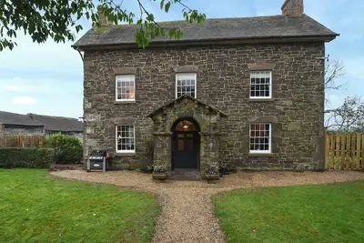 Image de 5 chambres à coucher à Church Stretton