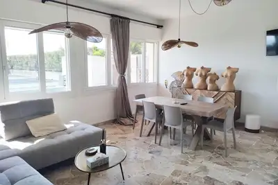 Image de Appartement en bord de mer avec parking privé