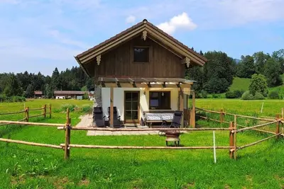 Image de Cozy hut in beautiful Lenggries, in a secluded location close to the Isar cycle path