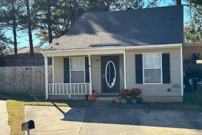 Image de Beautiful 3-bedroom in charming cul-de-sac in Hernando